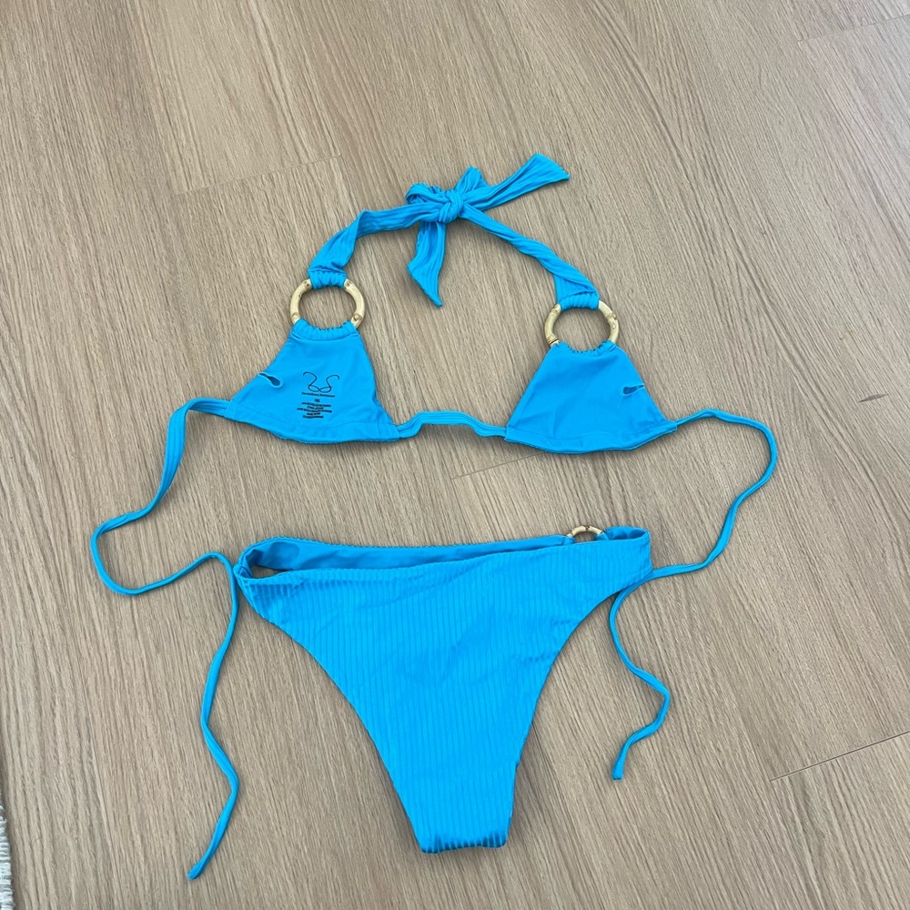 Bikini set - Picture 3 of 4